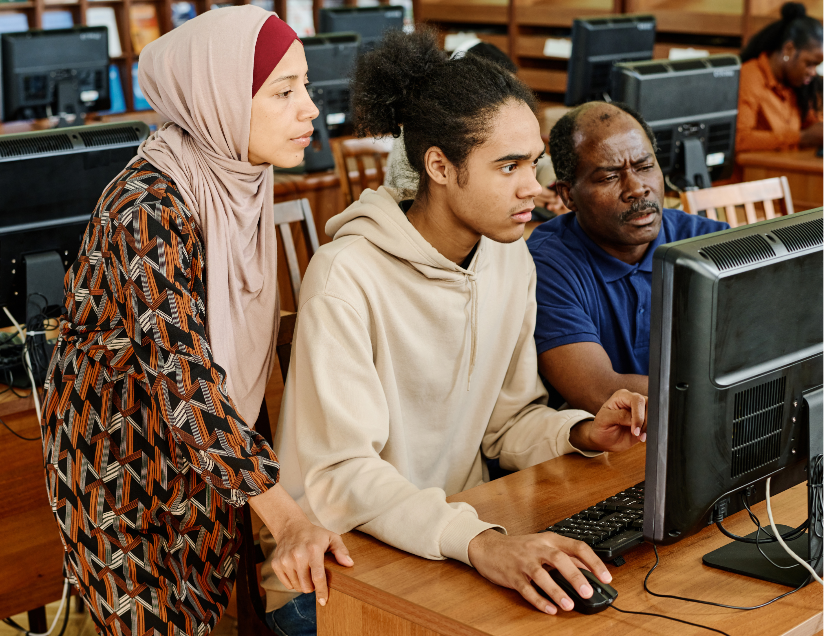 Collective learning and real-time information sharing